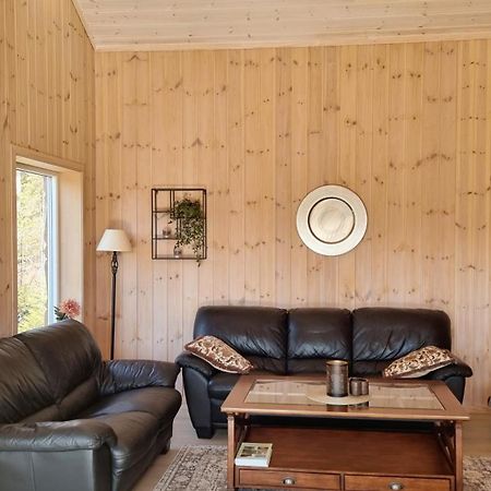 Holiday Cabin In Beautiful Surroundings ヴラダル エクステリア 写真